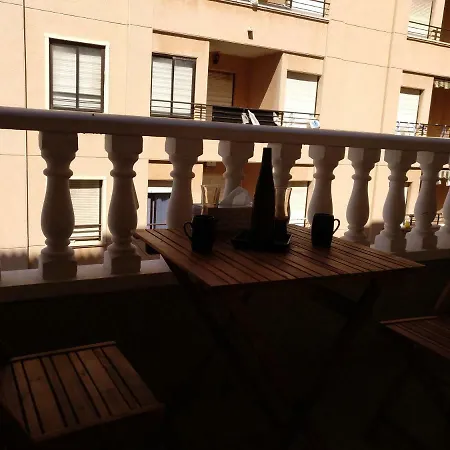 דירה Marvelous Flat Next To The Beach
